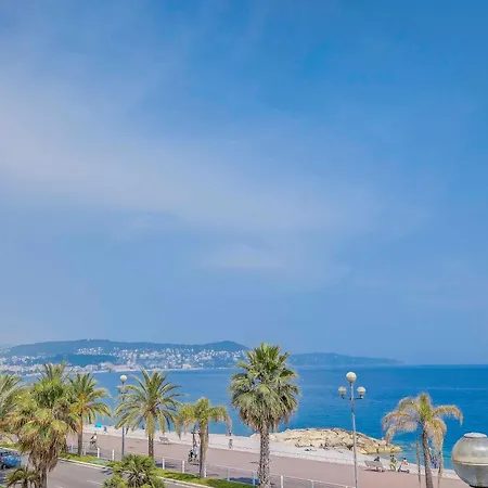 דירה With Sea View On Promenade