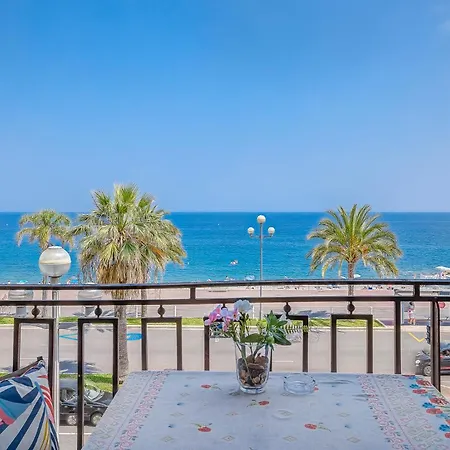With Sea View On Promenade Daire